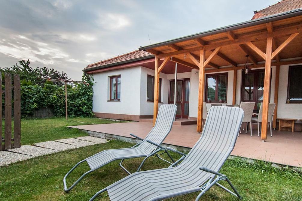 Bílé domky Apartamento Lednice Exterior foto
